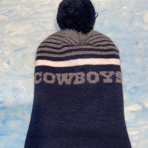 Dallas Cowboys Beanie - Picture 3 of 4